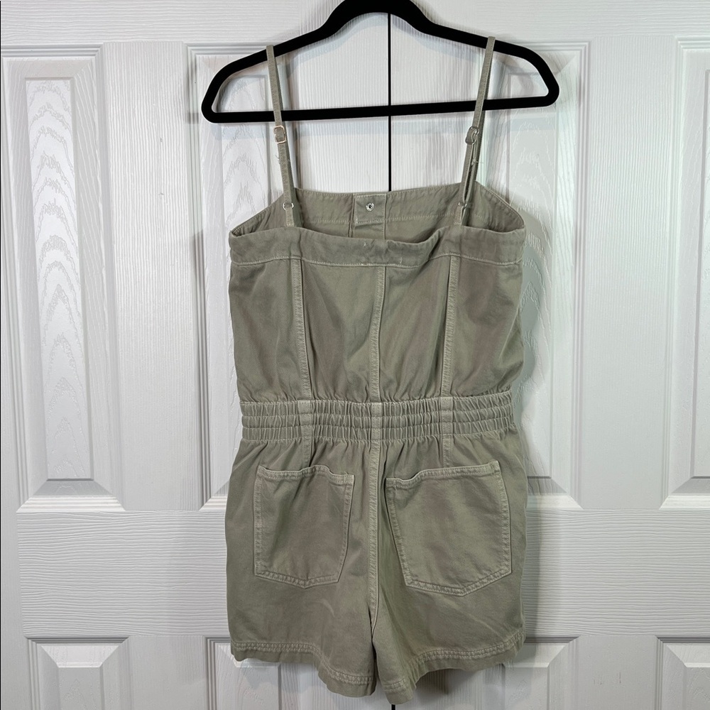 Universal Thread - Women’s Ruffle Trim Button Front Romper Various Sizes - Picture 7 of 12